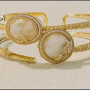 Judith Ripka Star/Moon Hinge Pictures for detail